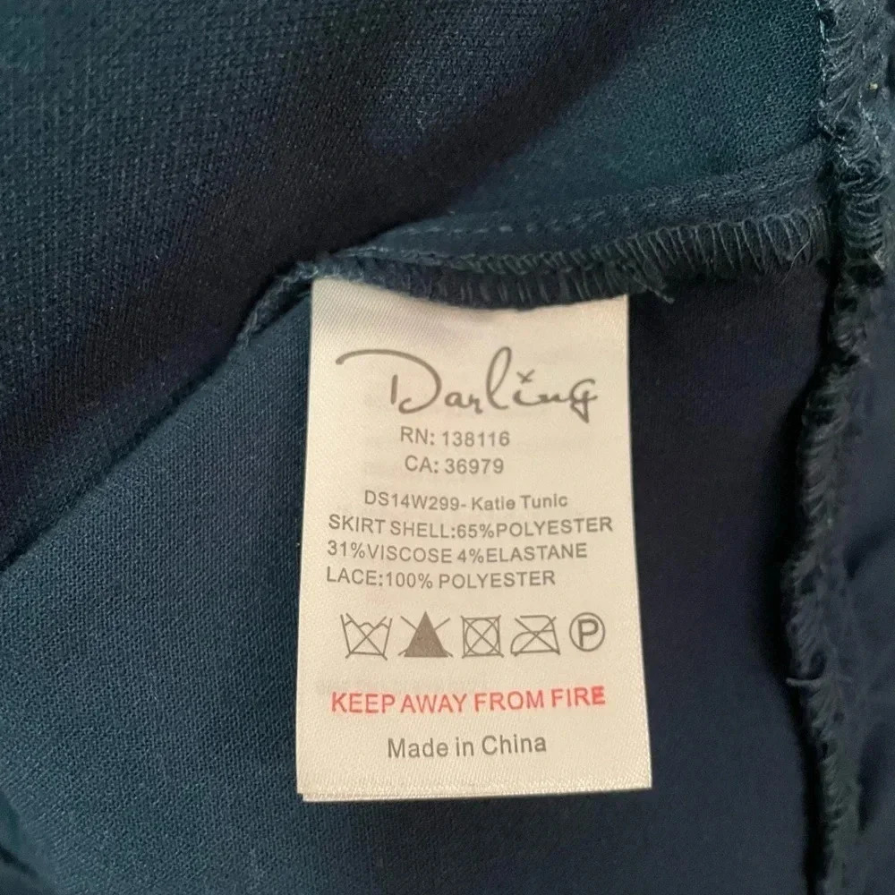 Darling Sleeveless Navy Dress, Lace Detail, Wedding or Casual Size small EUC - Picture 3 of 4